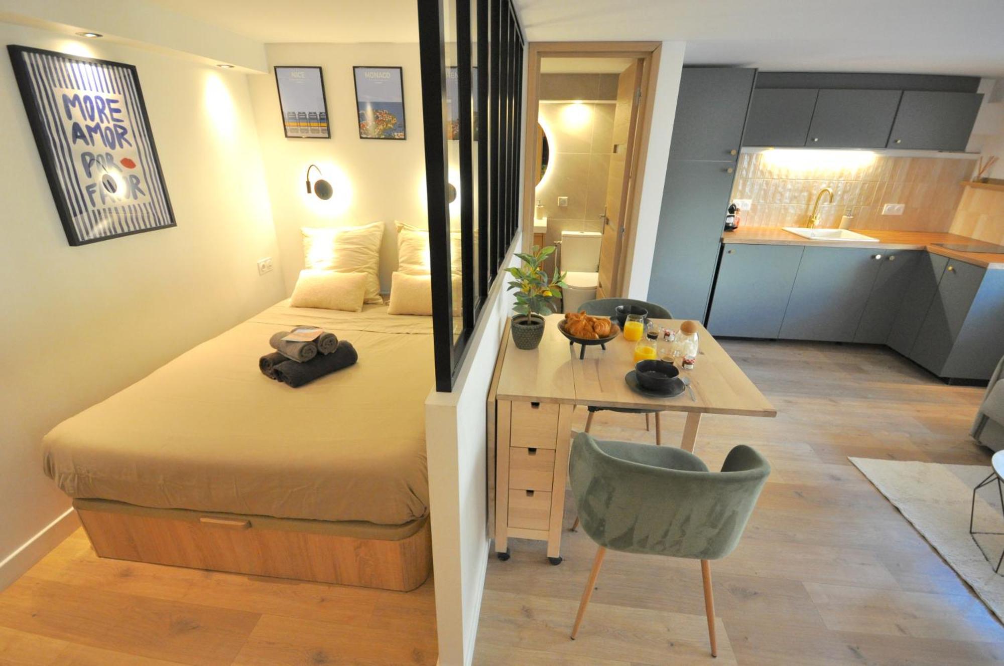 Monaco # Menton - 4 Persons - Hypercenter - Private Parking - Full Renovated - Clim - Fast Wifi - Beach And Sun Εξωτερικό φωτογραφία